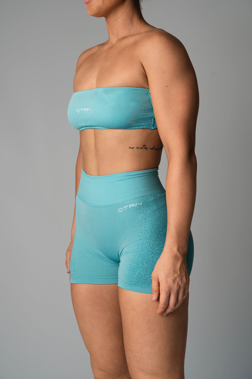 FADED SEAMLESS BANDEAU - TEAL BLUE