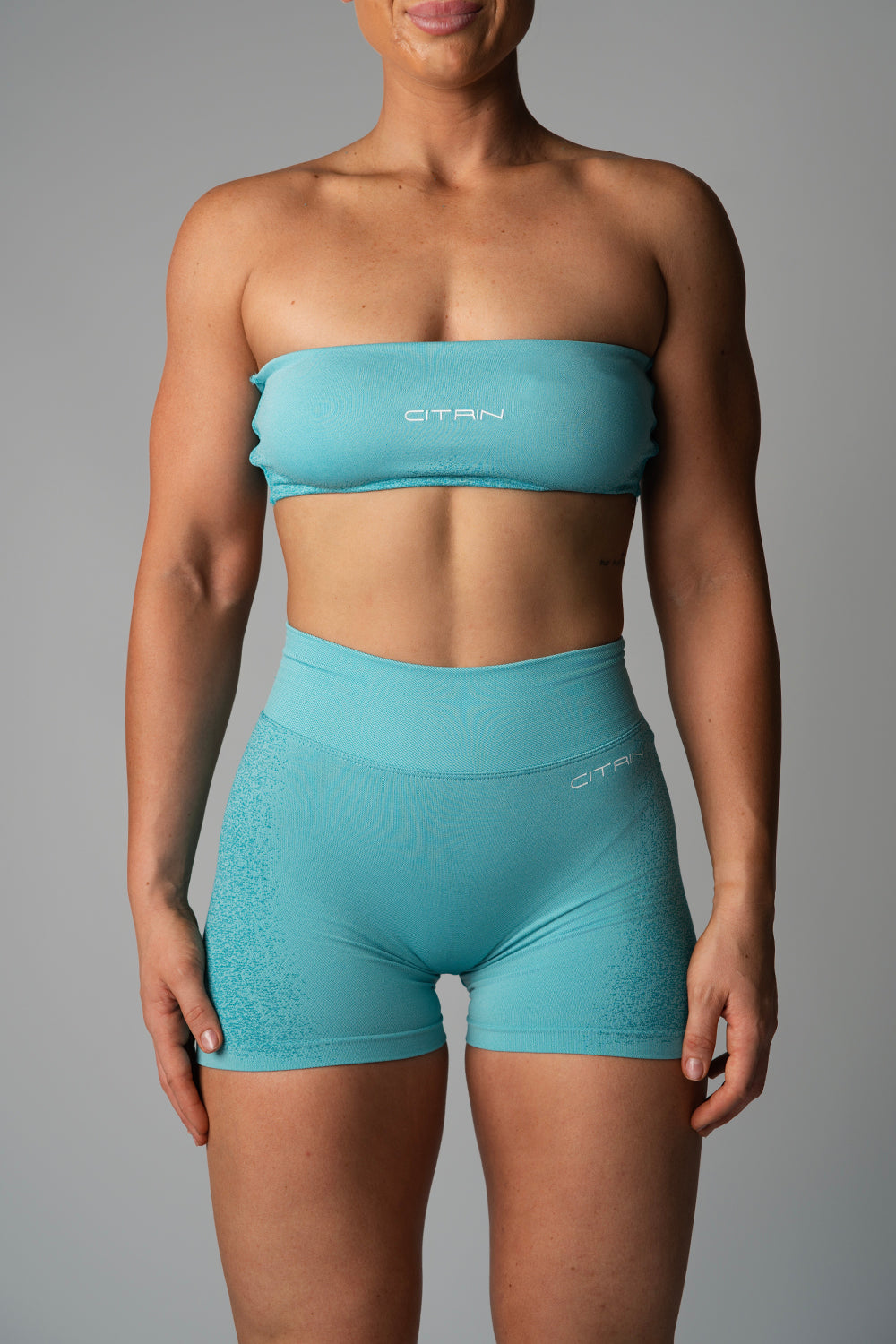 FADED SEAMLESS BANDEAU - TEAL BLUE