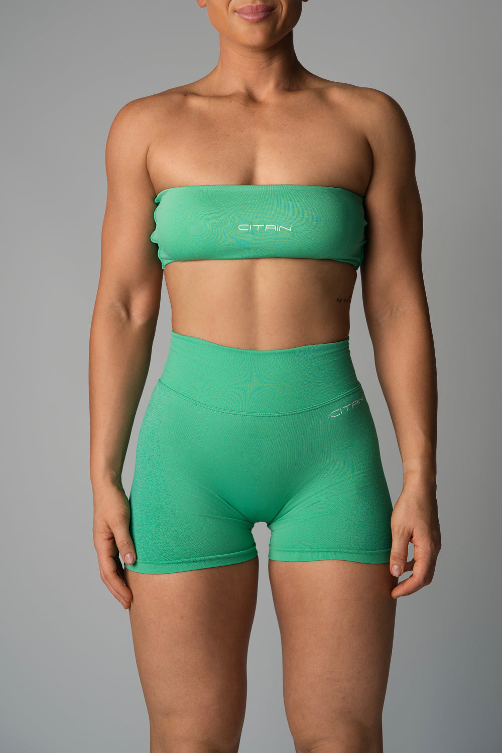 FADED SEAMLESS BANDEAU - GREEN